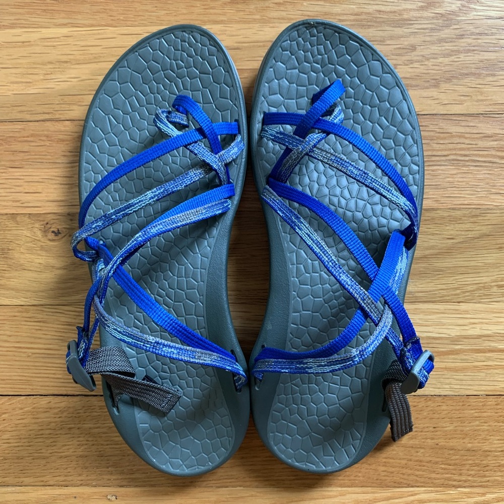 NEW Chacos Zong X/2 women’s size 8 blue